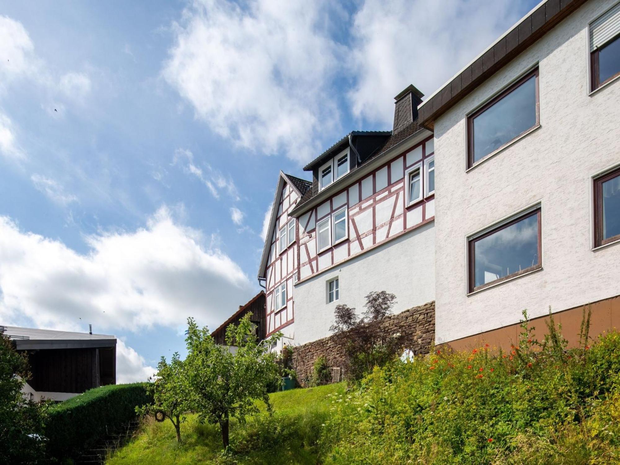 Delightful Holiday Home In Battenberg Near Forest Exteriör bild